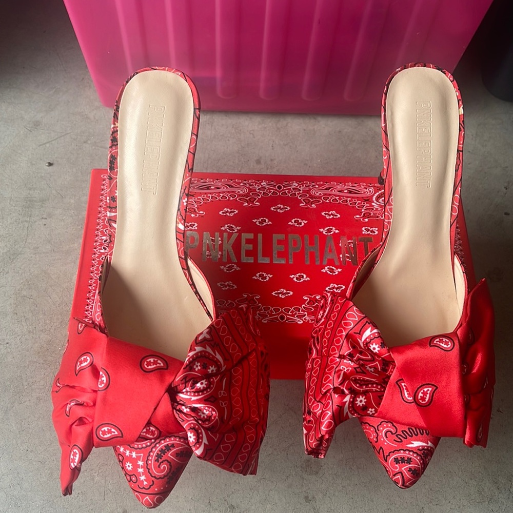 Red bandanna mules by pnkelephant. Size 8/10..